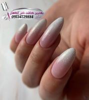 بهترین مربی کاشت ناخن اصفهان