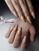 بهترین مربی کاشت ناخن اصفهان