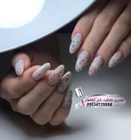 کاشت ناخن اصفهان