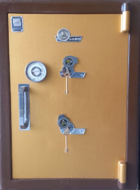 گاوصندوق استوک علی کمالی اردکانی