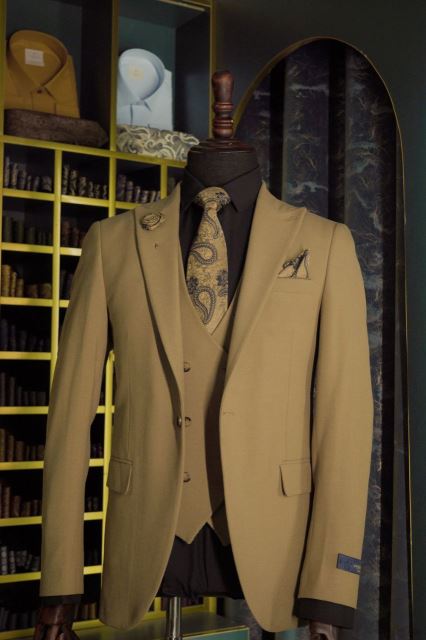 کت و شلوار عظیمیه