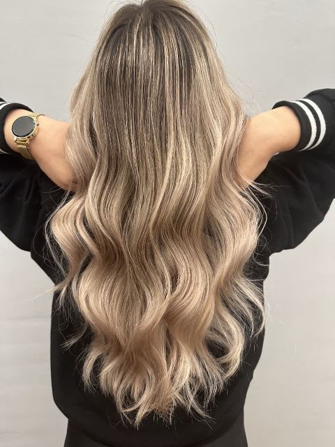 بهترین آرایشگاه رنگ مو در قم