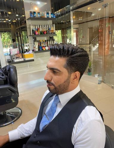 بهترین آرایشگر مردانه در اصفهان