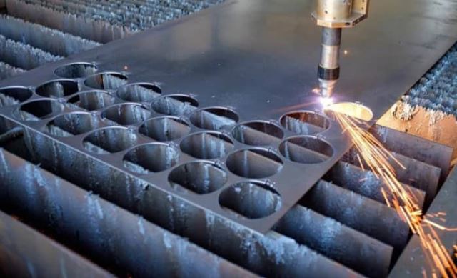 خدمات برش در شهرک صنعتی شمس آباد 