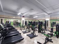 باشگاه بدنسازی در باغ فیض