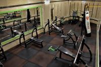 باشگاه بدنسازی در باغ فیض