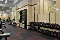 باشگاه بدنسازی در باغ فیض