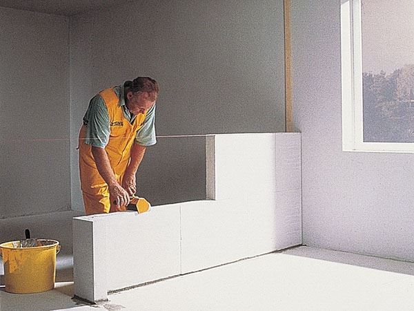 دیوار گچی در اصفهان