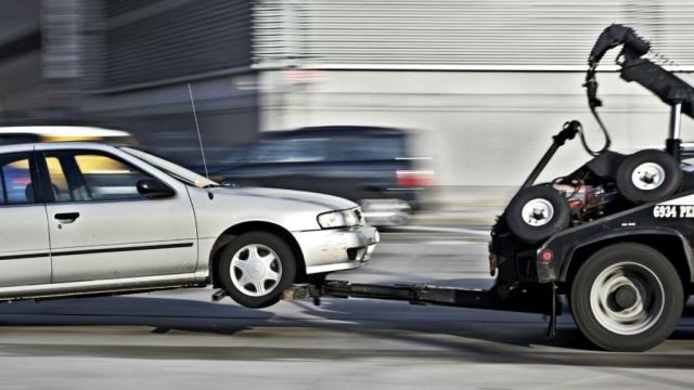 امداد خودرو و یدک کش در ایلام رستمی