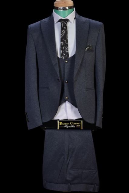 کت و شلوار مردانه در اصفهان