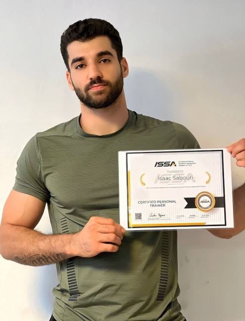 مربی کلیستنیکس 