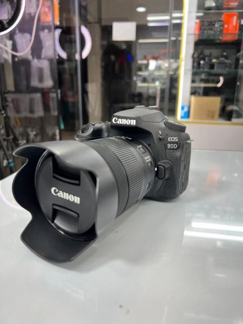 آتلیه تخصصی عروس داماد در اصفهان