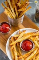 فروش عمده سیب خلال نیمه سرخ شده منجمد فینگر و فرنج فرایز۰۹۱۱۵۲۲۸۶۰۴