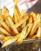 فروش عمده سیب خلال نیمه سرخ شده منجمد فینگر و فرنج فرایز۰۹۱۱۵۲۲۸۶۰۴