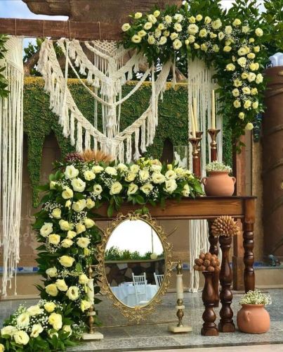 سالن عقد روستیک در اصفهان