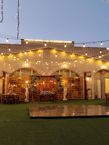 تشریفات لاکچری نامزدی در اصفهان