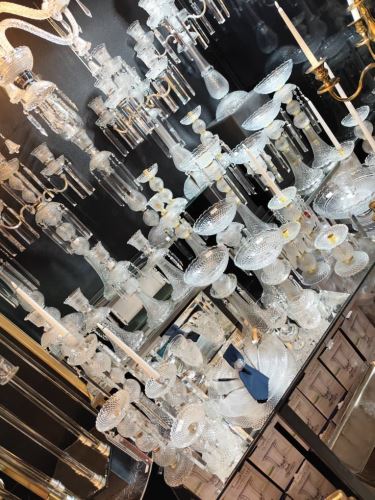 خرید تجهیزات تالار در اصفهان